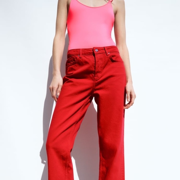 Zara Red Mid Rise Straight Jeans - Picture 1 of 7